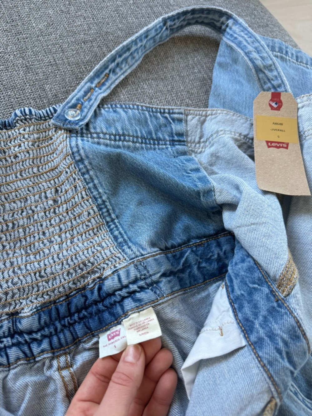Levi’s Drea Jumpsuit - Picture 6 of 6